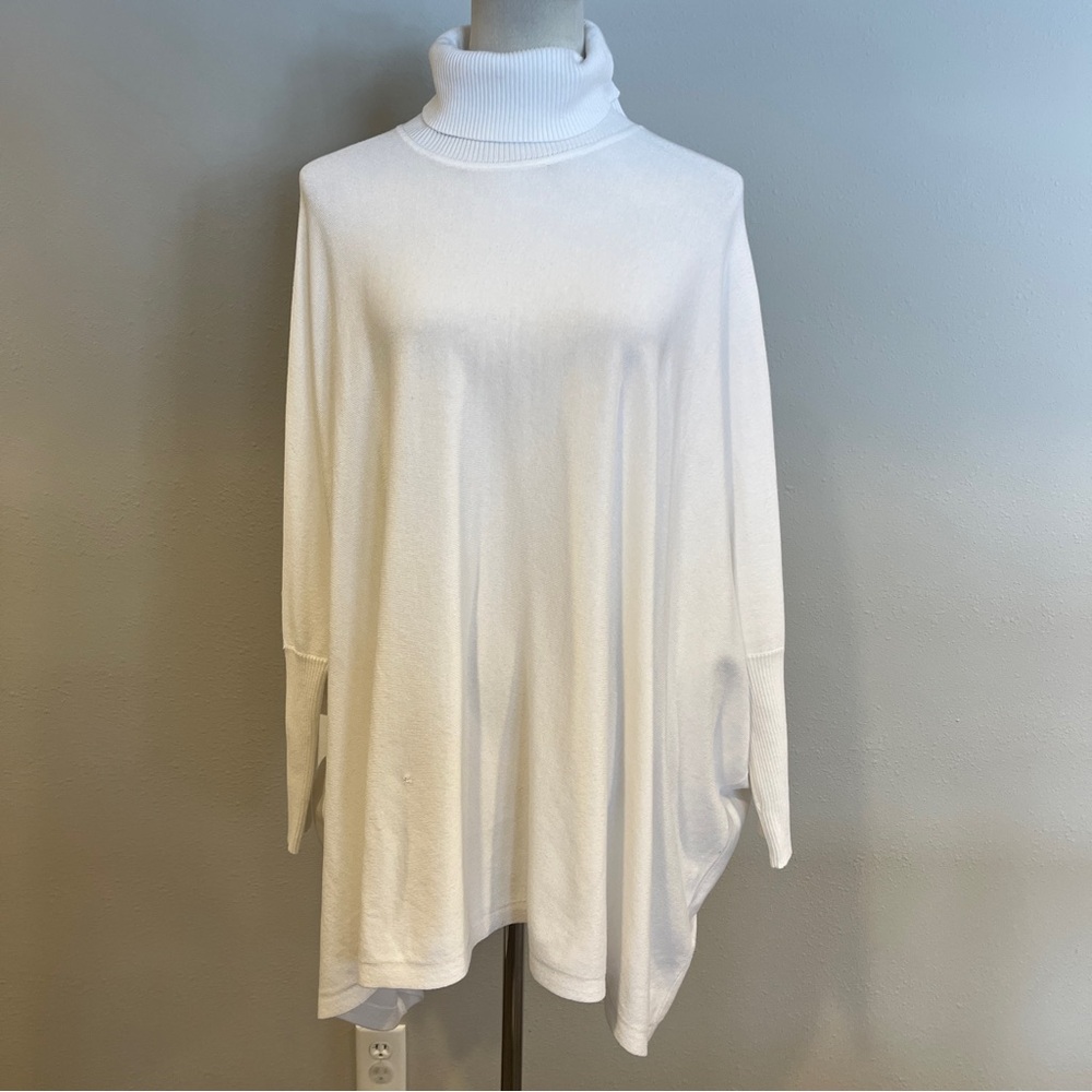JM Collection White Turtleneck‎ Flowing oversized Tunic Sweater size medium